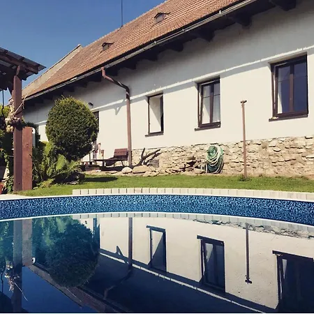Kadovský Dvůr *