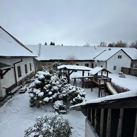 Kadovsky Dvur Sněžné