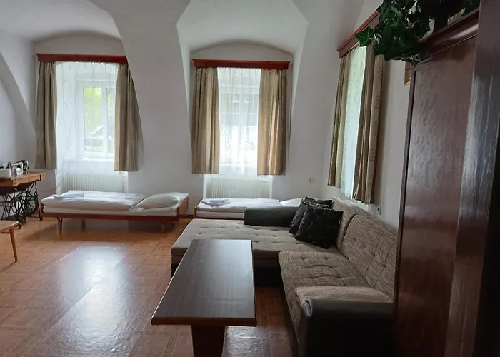 Kadovsky Dvur Apartament Sněžné