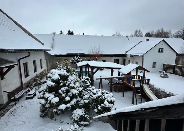 Kadovsky Dvur Sněžné